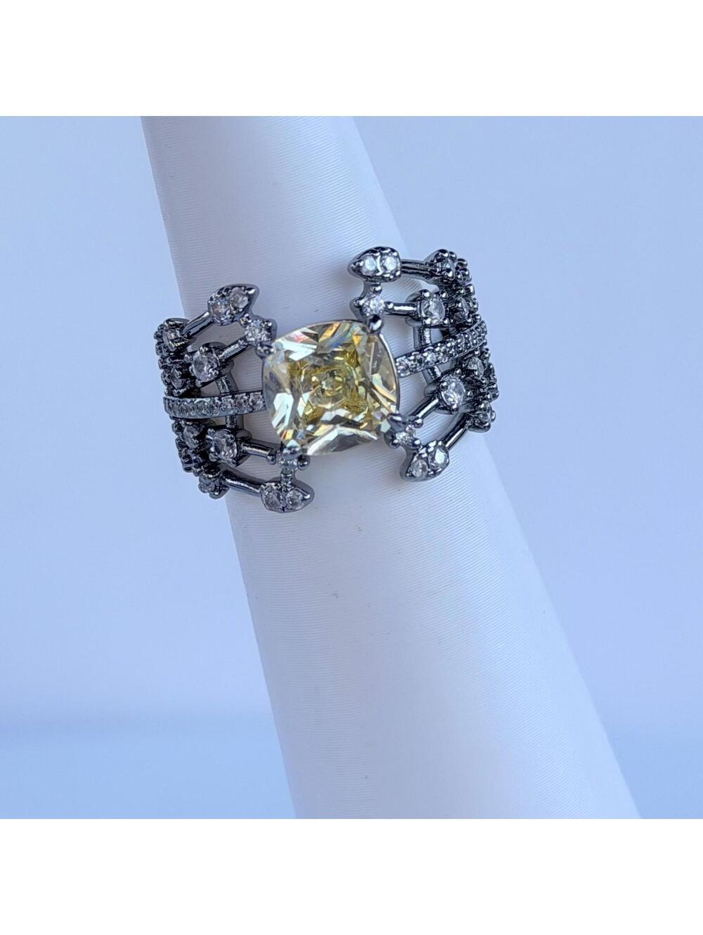 Bomb Party November Ring Sz 6 "The Halo You Chose" Citrine on Hematite